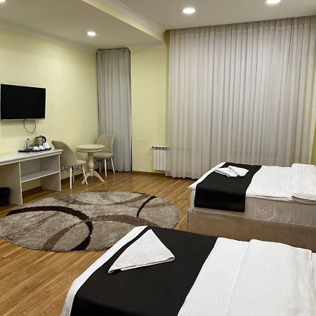 Queens 2 Hotel タシュケント エクステリア 写真
