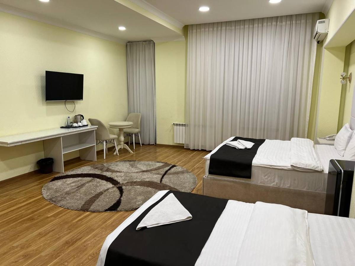 Queens 2 Hotel タシュケント エクステリア 写真