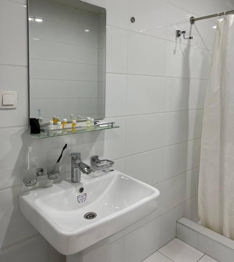 Queens 2 Hotel タシュケント エクステリア 写真